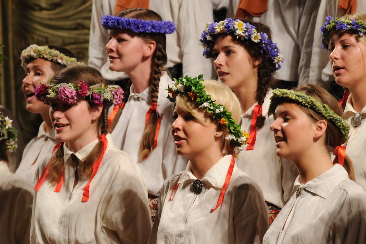 Latvian School Youth Song and Dance Festival kicks off