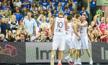 Latvia beats Estonia, advances to the Final Phase of EuroBasket 2015