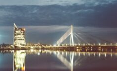 Vanšu Bridge Exit to Old Town Shuts for 10 Days From Monday